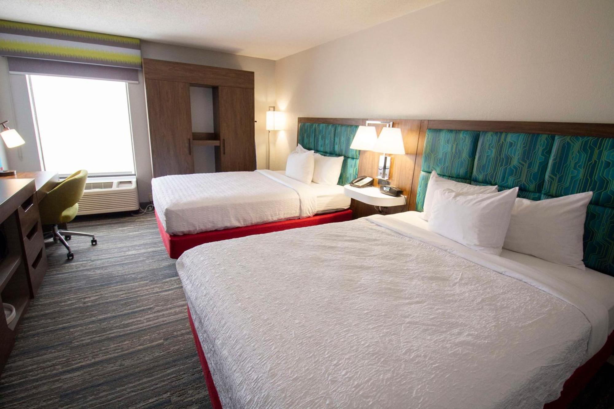 Hampton Inn Kent/Akron Area Экстерьер фото